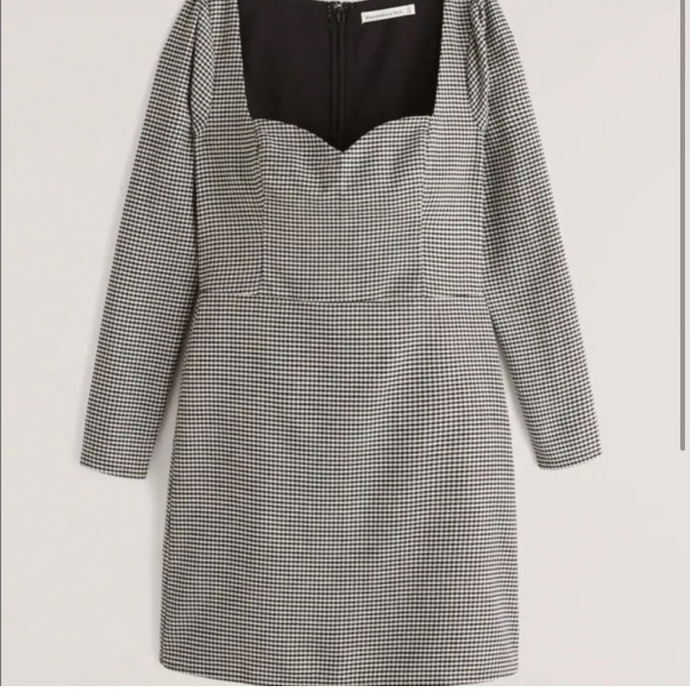 Abercrombie & Fitch  Women's Long Sleeve Black /White Gingham Plaid Dress